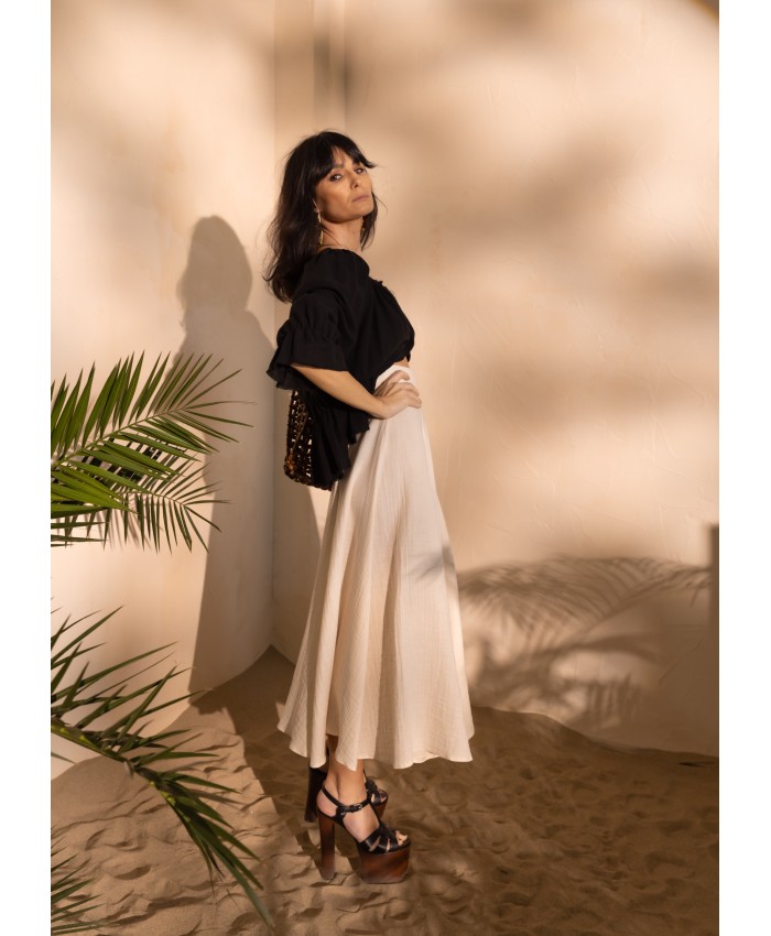 SAND SKIRT