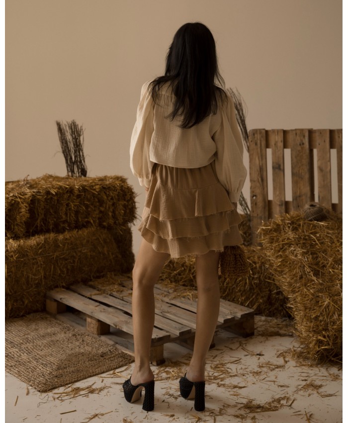 FLIRTATIOUS SKIRT