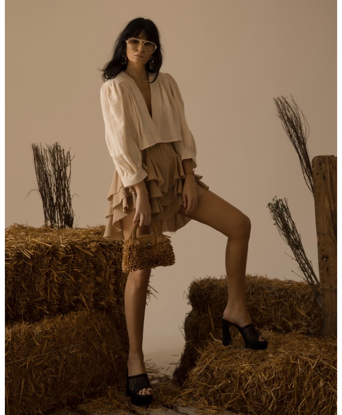 FLIRTATIOUS SKIRT